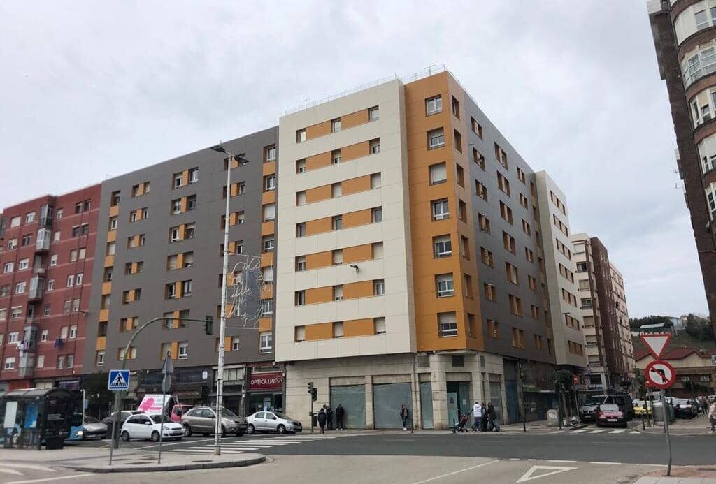 Rehabilitacion De Fachada En Calle Marques De La Hermida En Santander Cantabria (2) cantabria